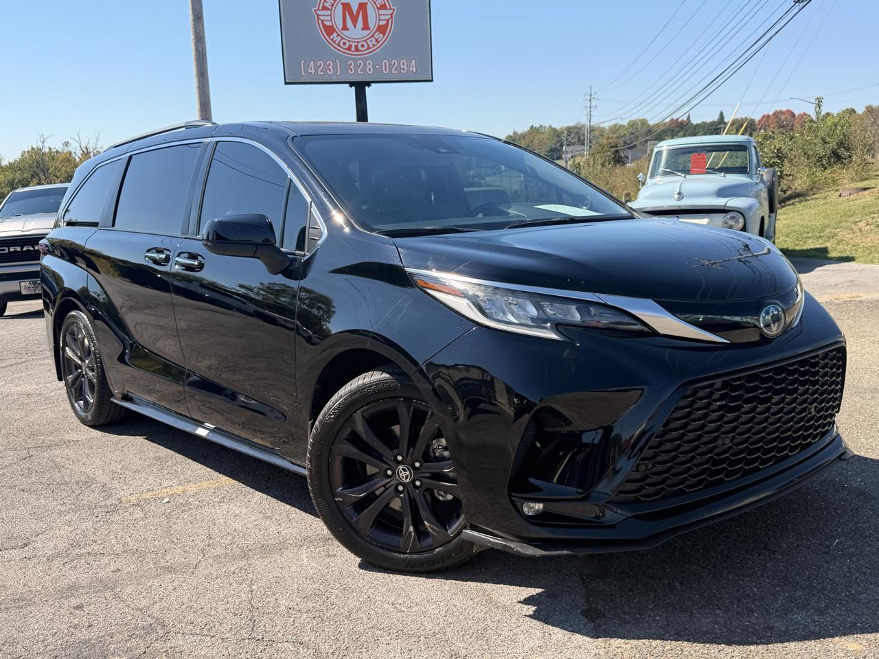 2022 Toyota Sienna XSE FWD 7-Passenger (Natl)
