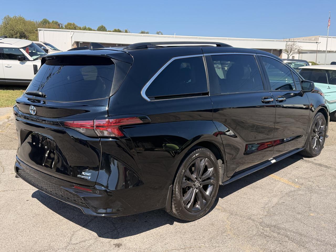 Toyota Sienna XSE FWD 7-Passenger (Natl) 2022