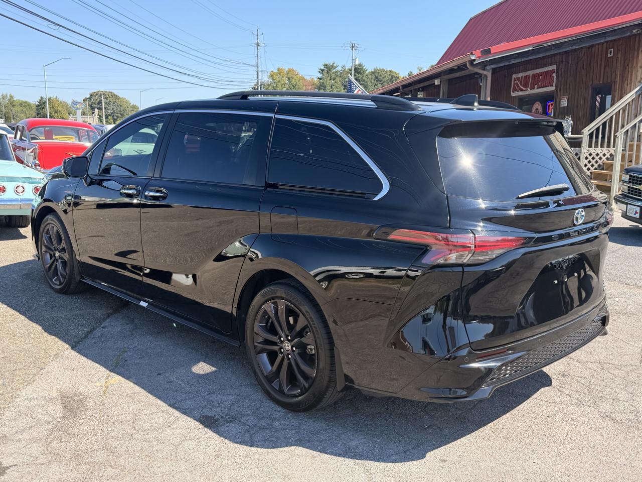 Toyota Sienna XSE FWD 7-Passenger (Natl) 2022