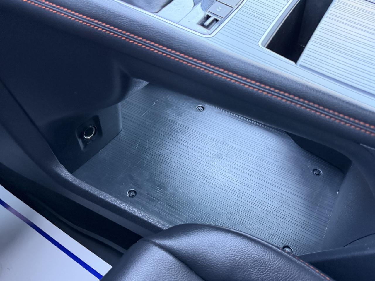 Toyota Sienna XSE FWD 7-Passenger (Natl) 2022