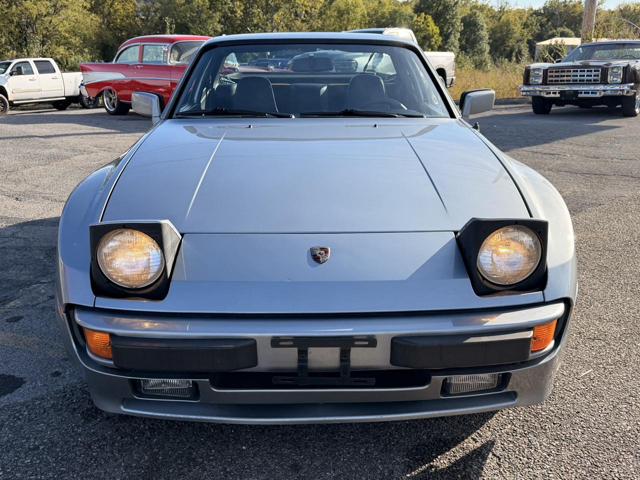 Porsche 944  1983