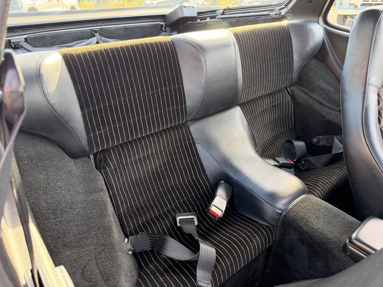 Porsche 944  1983