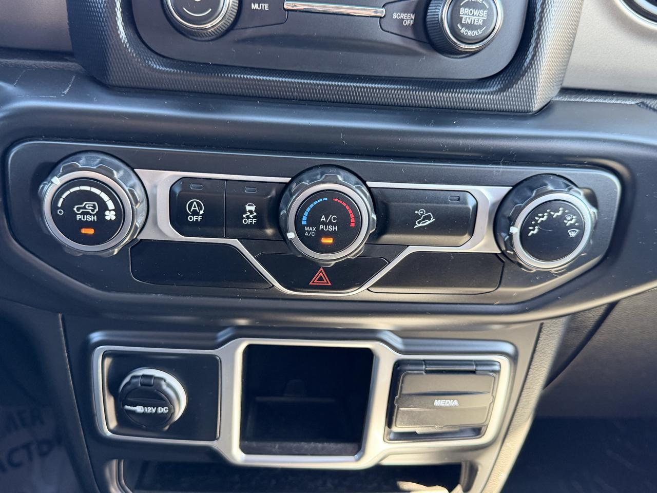 Jeep Wrangler Sport 4x4 2018