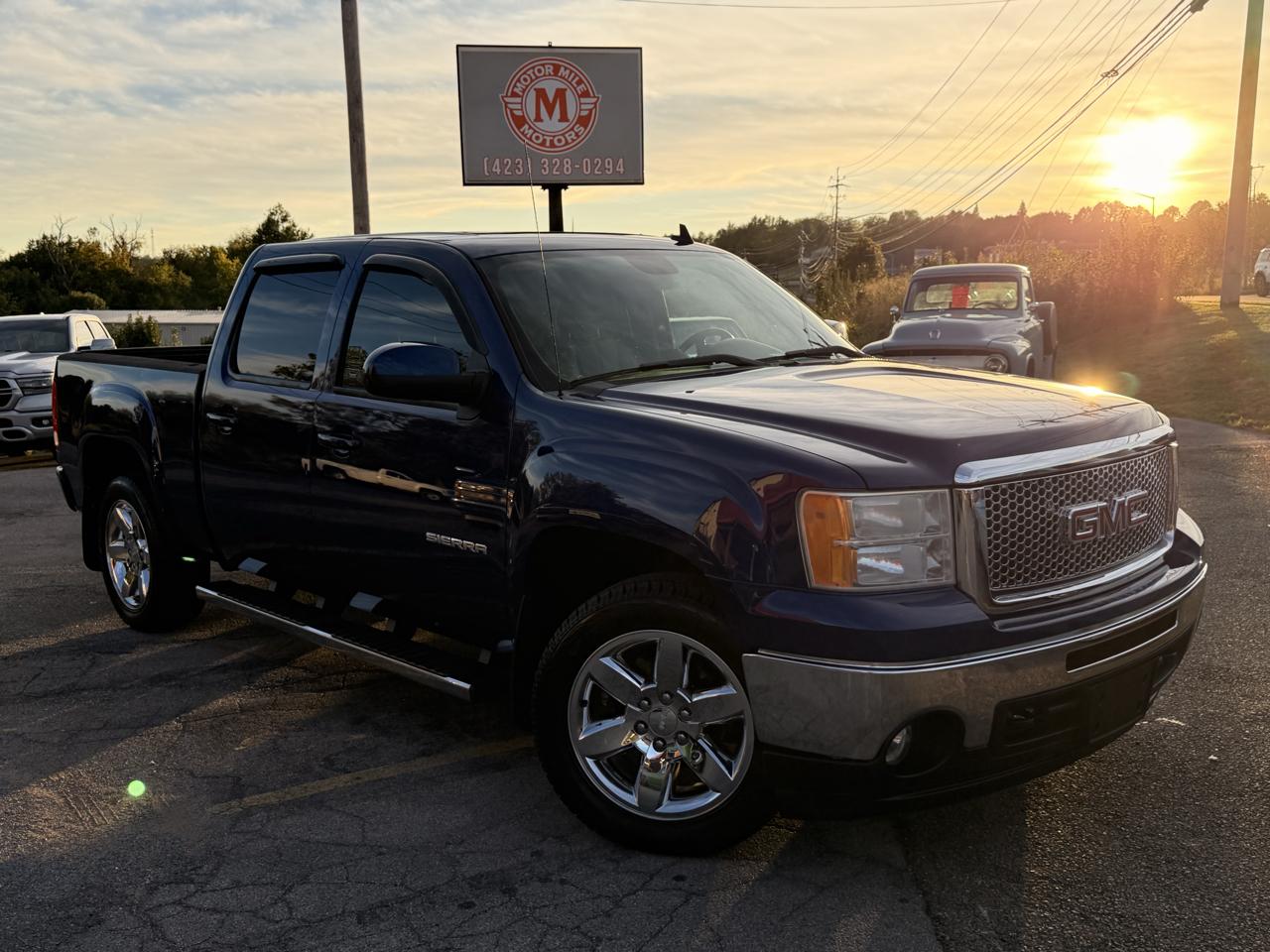 GMC Sierra 1500 2WD Crew Cab 143.5" SLT 2013