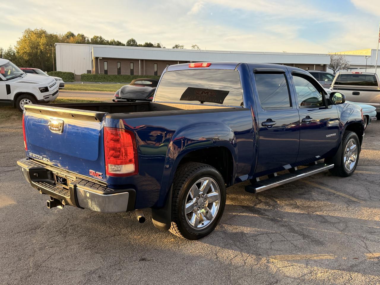 GMC Sierra 1500 2WD Crew Cab 143.5" SLT 2013
