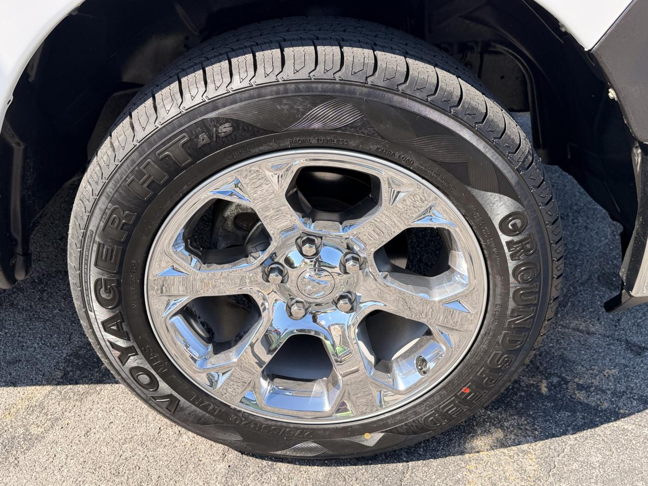 RAM 1500 Classic Tradesman 4x4 Reg Cab 6'4" Box 2021