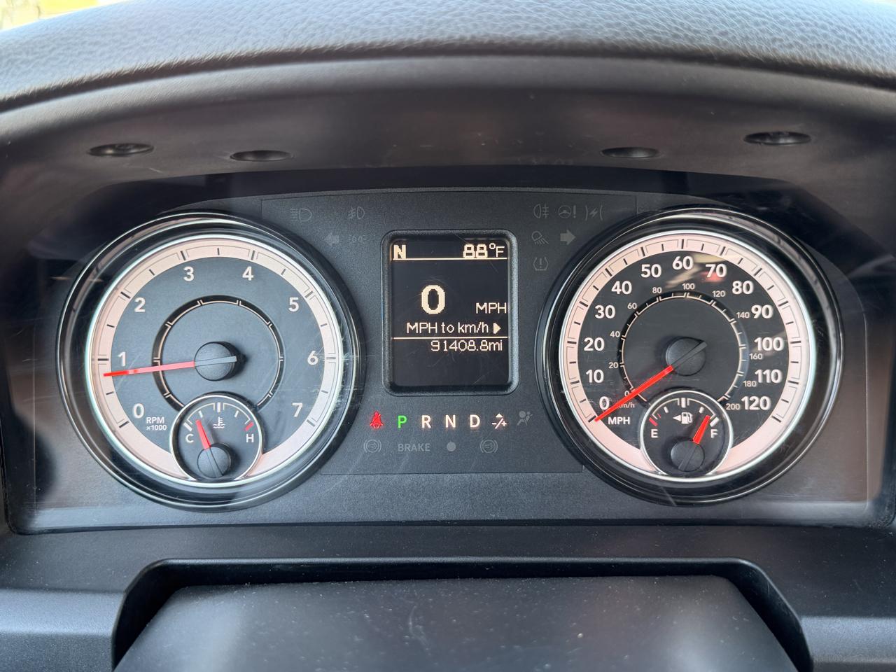 RAM 1500 Classic Tradesman 4x4 Reg Cab 6'4" Box 2021