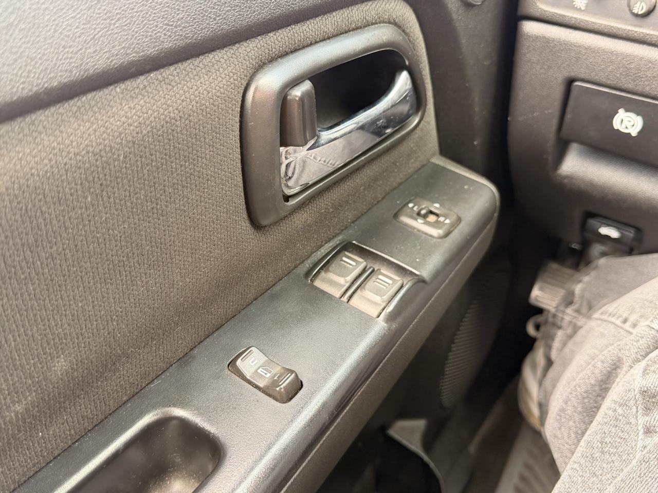 Chevrolet Colorado 2WD Reg Cab Work Truck 2012