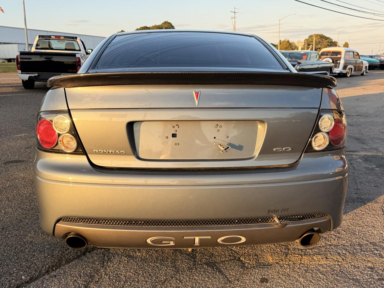 Pontiac GTO 2dr Cpe 2006
