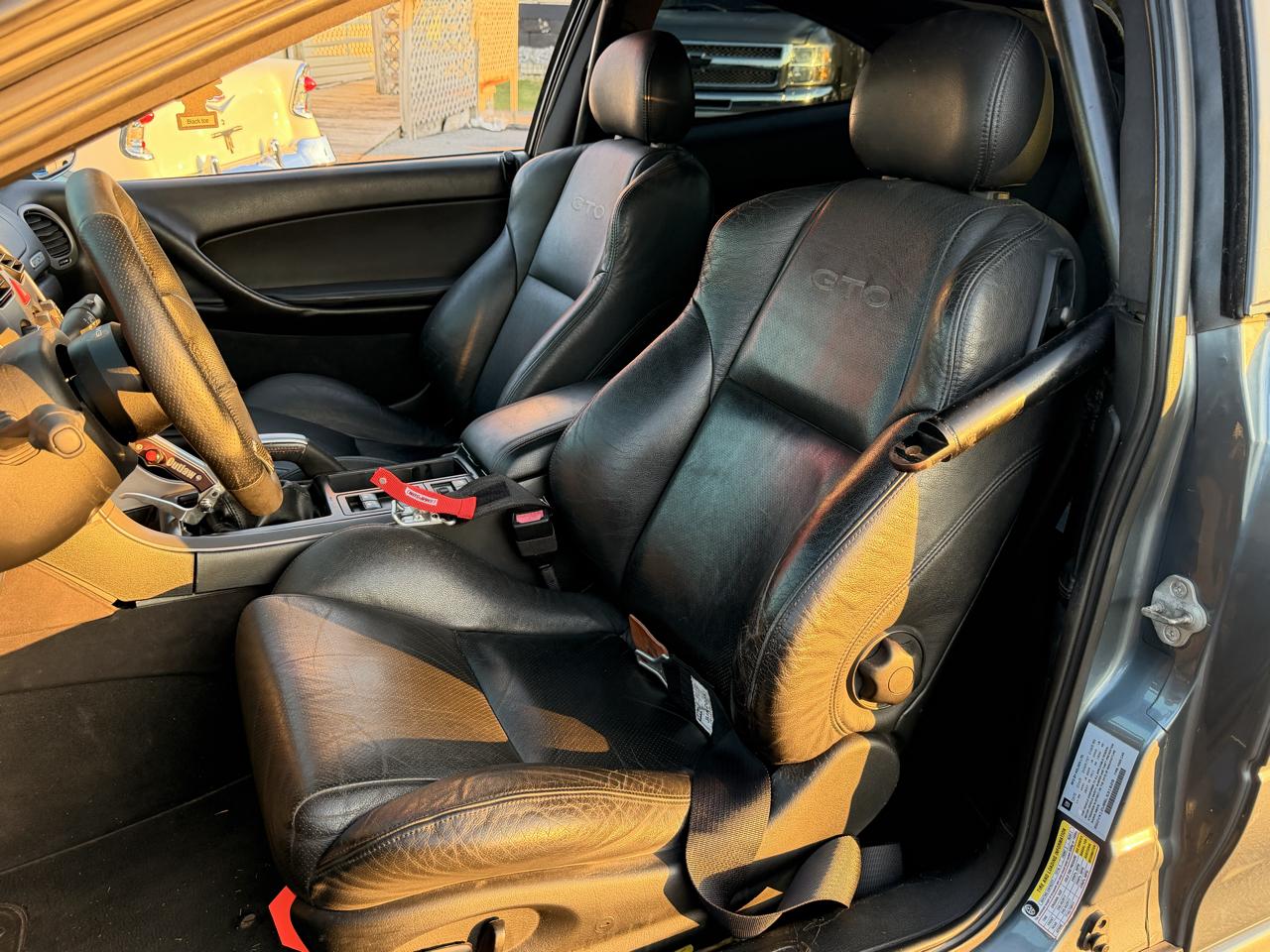 Pontiac GTO 2dr Cpe 2006