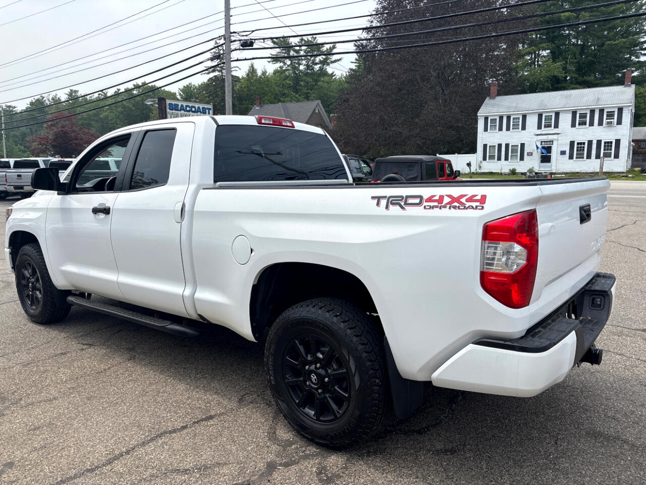 2019 Toyota Tundra SR5 Double Cab photo 3