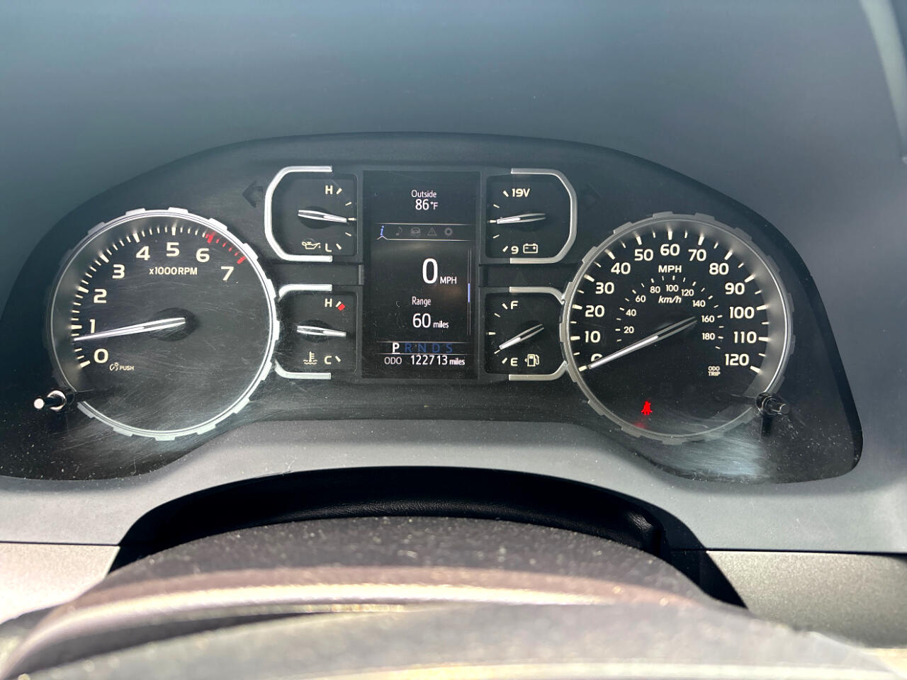 2019 Toyota Tundra SR5 Double Cab photo 18