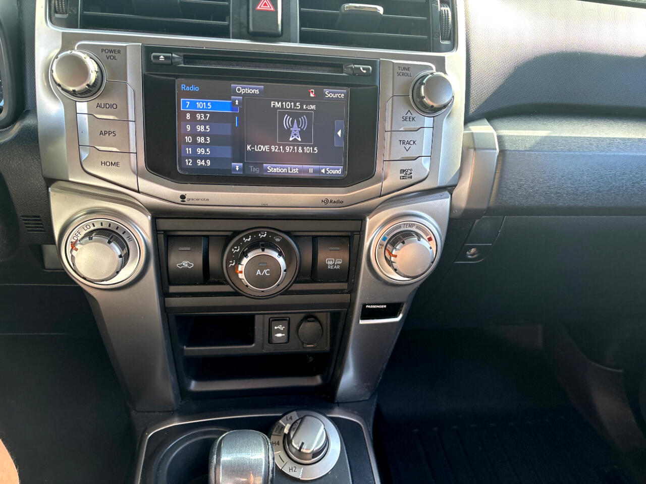 2015 Toyota 4Runner SR5 4WD photo 20