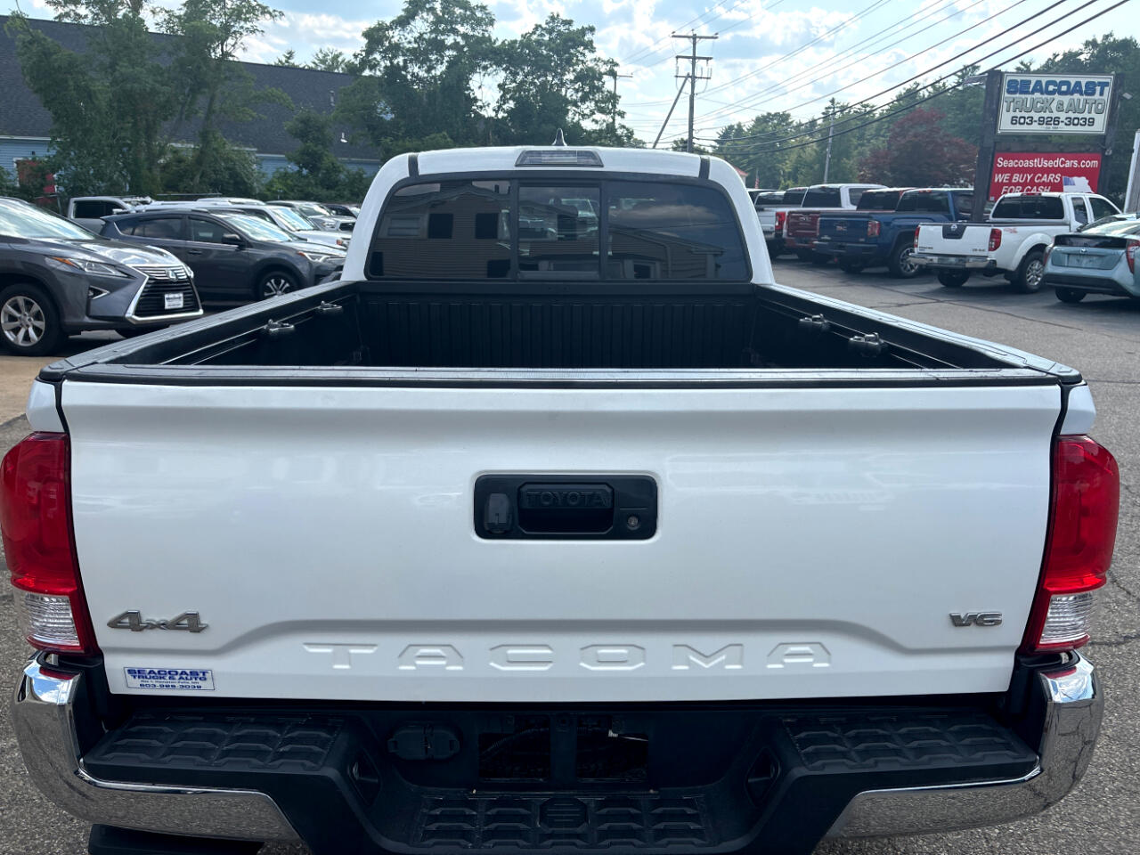 Toyota Tacoma SR5 Double Cab Super Long Bed V6 6AT 4WD 2017 Toyota Tacoma SR5 Double Cab Super Long Bed V6 6AT 4WD 2017