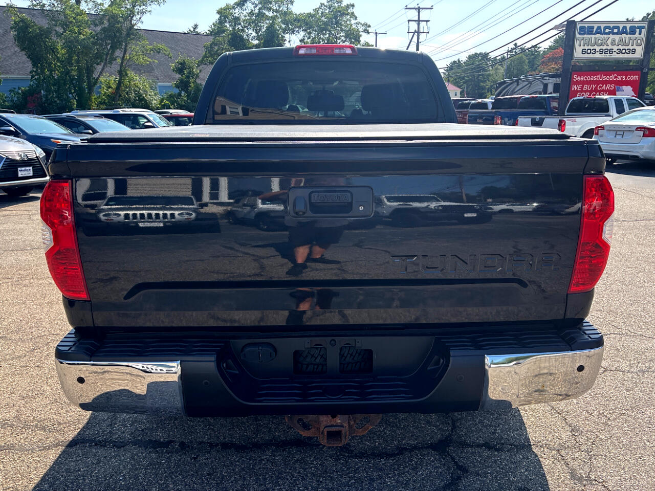 2014 Toyota Tundra Limited CrewMax photo 4