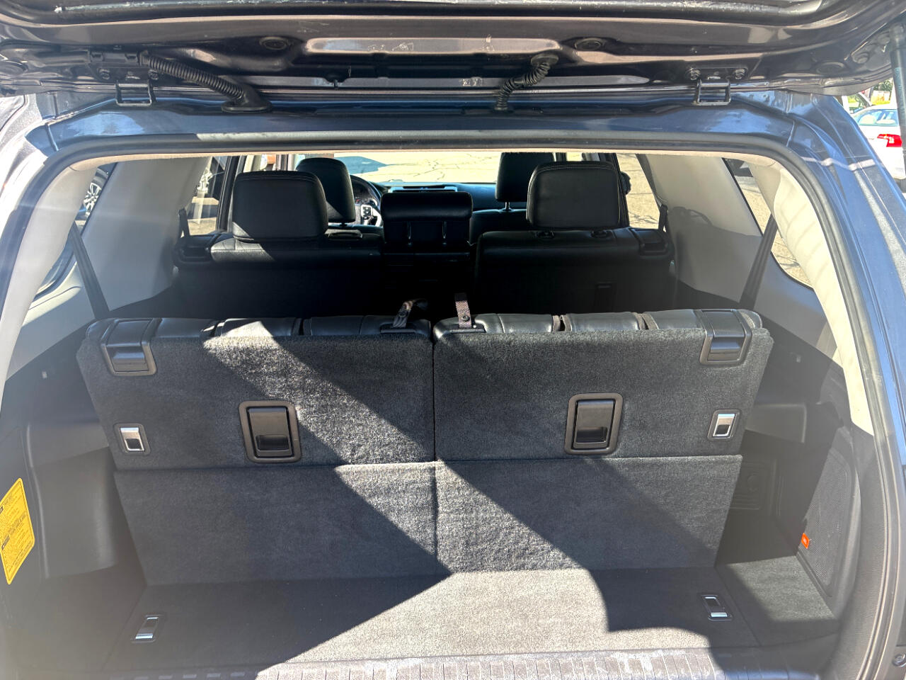 2016 Toyota 4Runner Limited 4WD V6 photo 13
