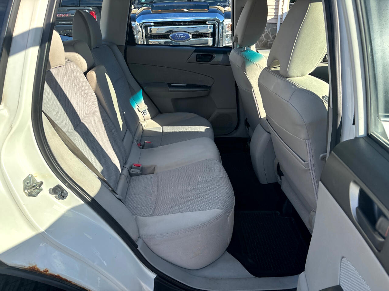 2013 Subaru Forester 2.5X photo 12