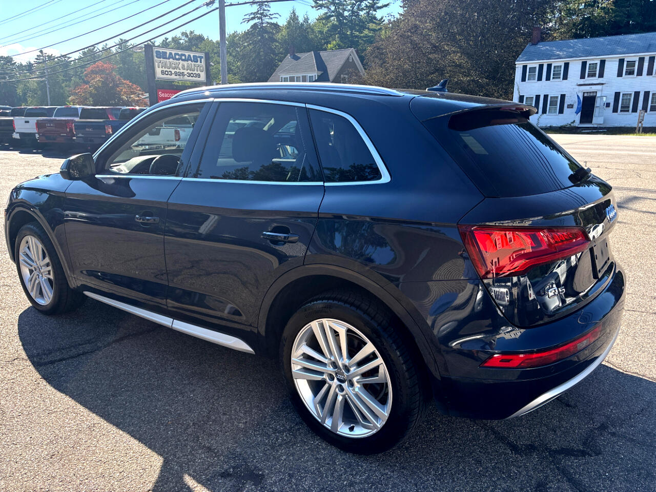 2018 Audi Q5 2.0T Premium Plus photo 2