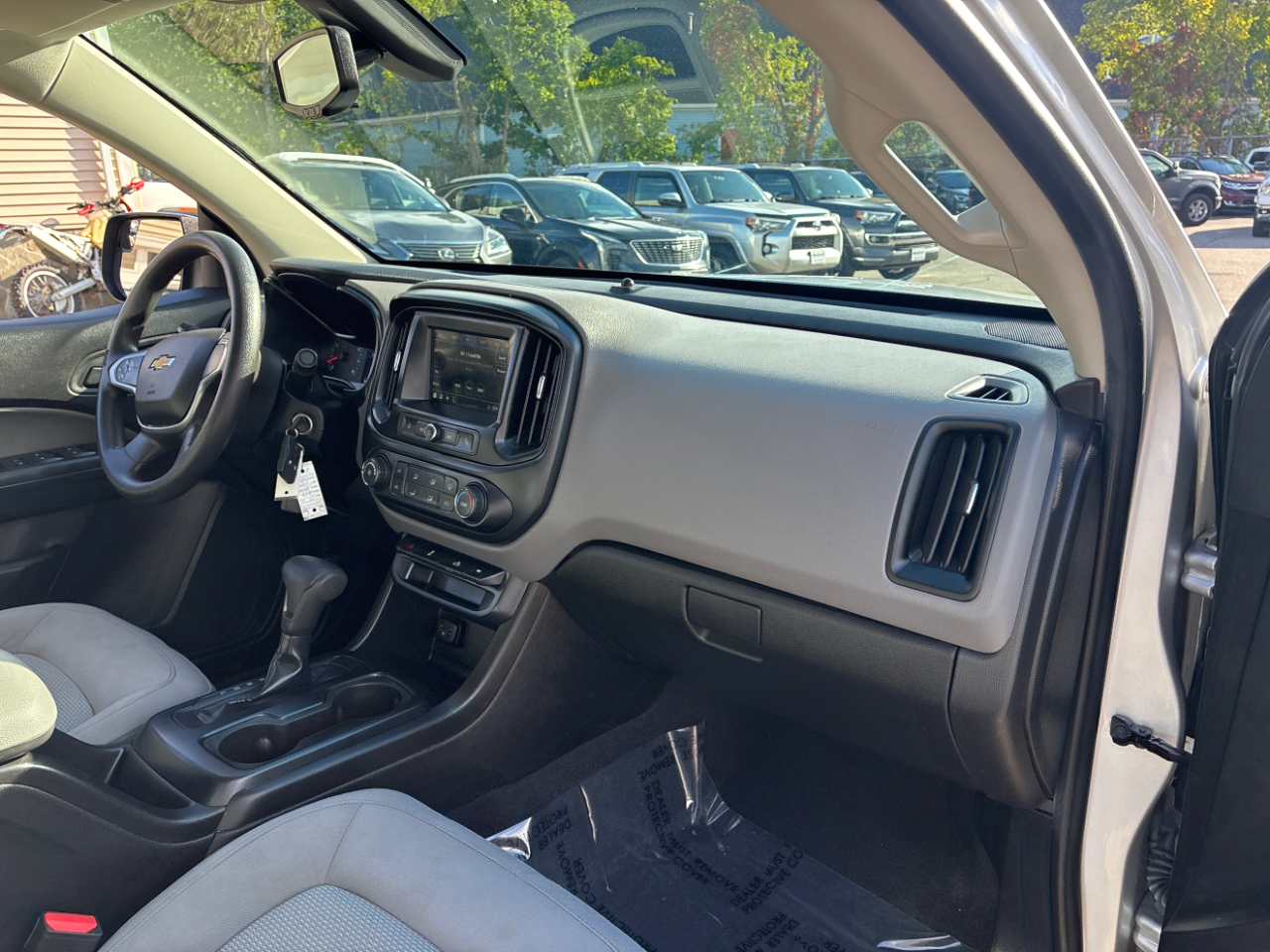 2019 Chevrolet Colorado Work Truck photo 11
