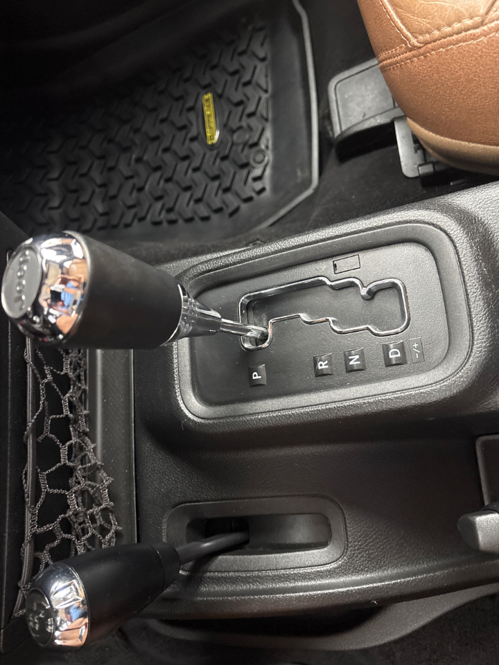 2017 Jeep Wrangler Anniversary Edition photo 13