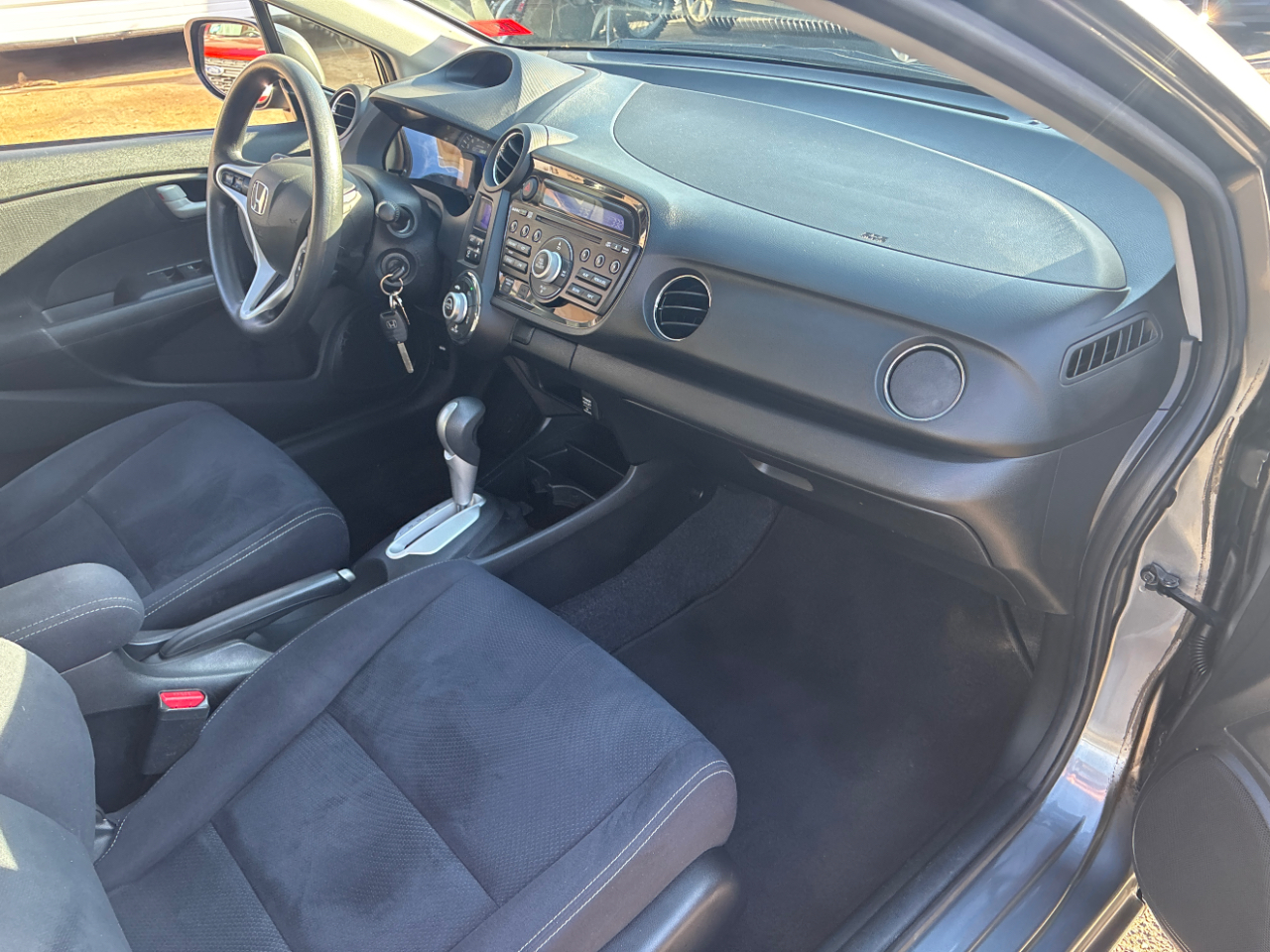 2014 Honda Insight LX photo 9