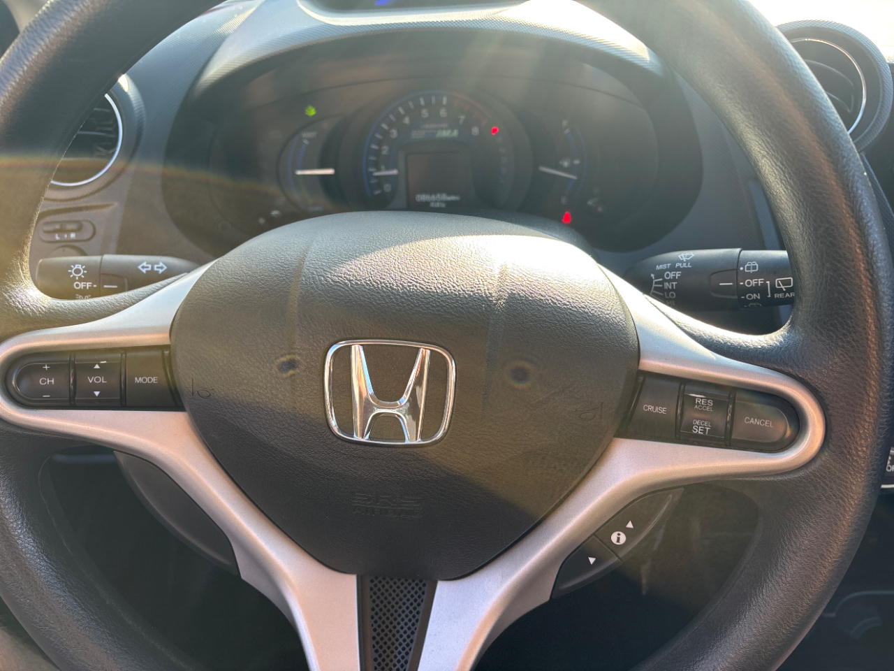 2014 Honda Insight LX photo 12