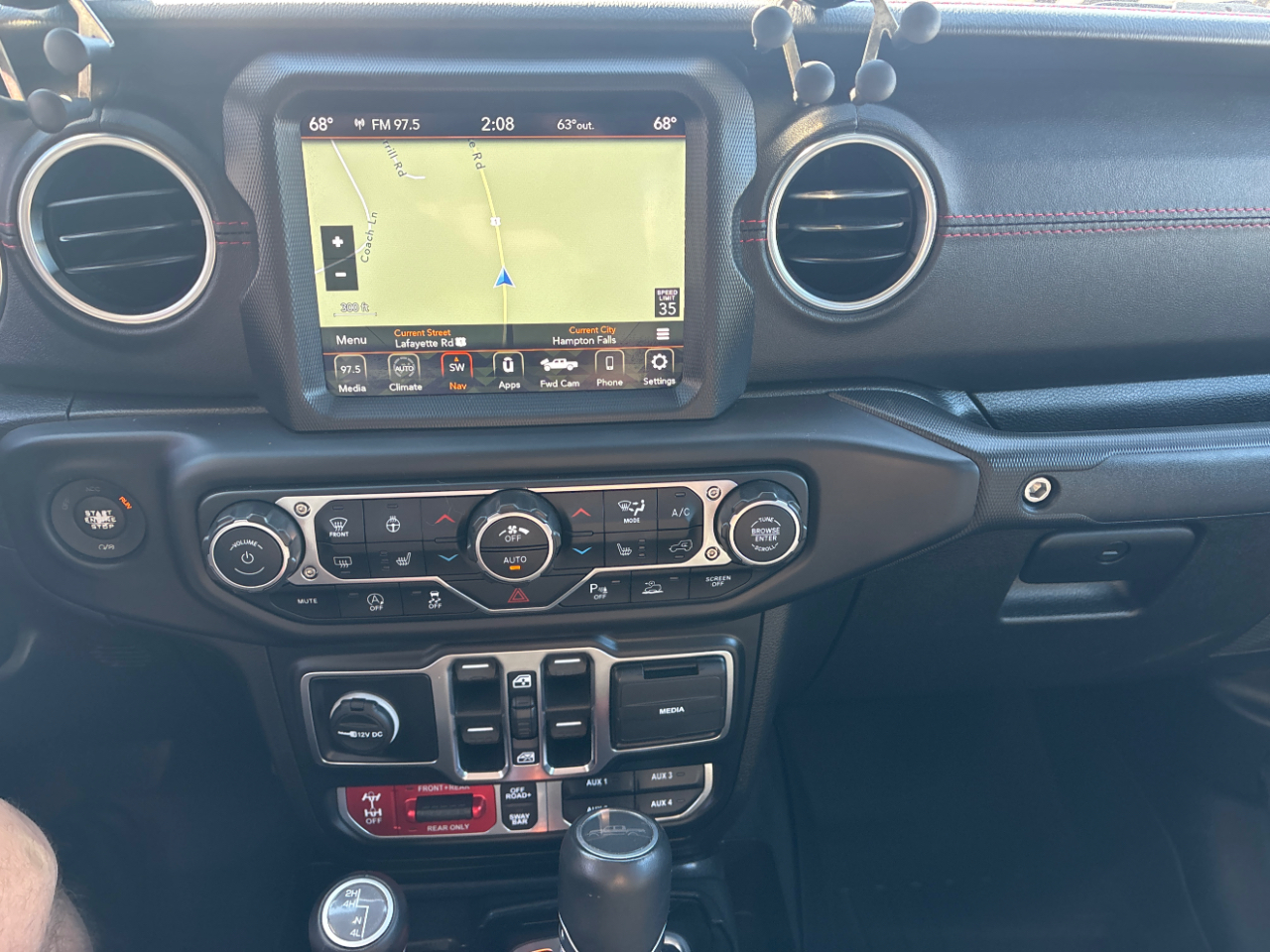 2020 Jeep Gladiator Rubicon photo 11