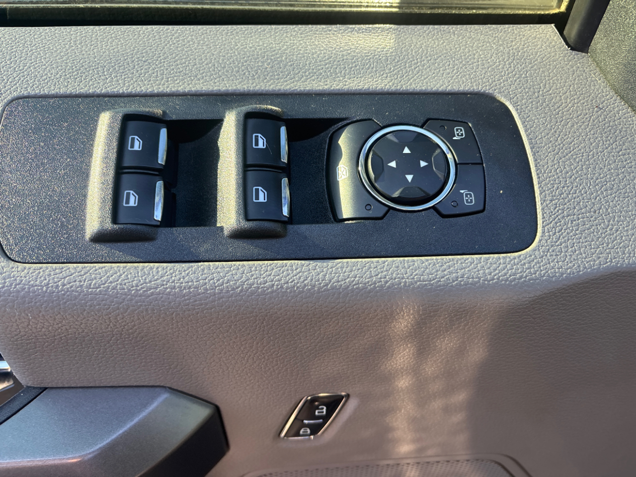 Ford F-150 XLT SuperCrew 5.5-ft. Bed 4WD 2018 Ford F-150 XLT SuperCrew 5.5-ft. Bed 4WD 2018