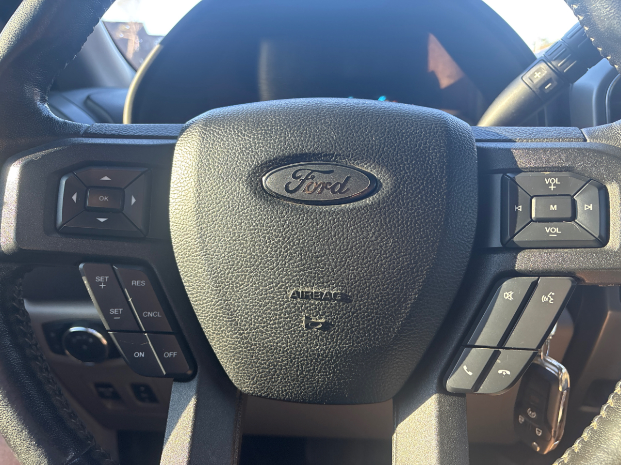 Ford F-150 XLT SuperCrew 5.5-ft. Bed 4WD 2018 Ford F-150 XLT SuperCrew 5.5-ft. Bed 4WD 2018