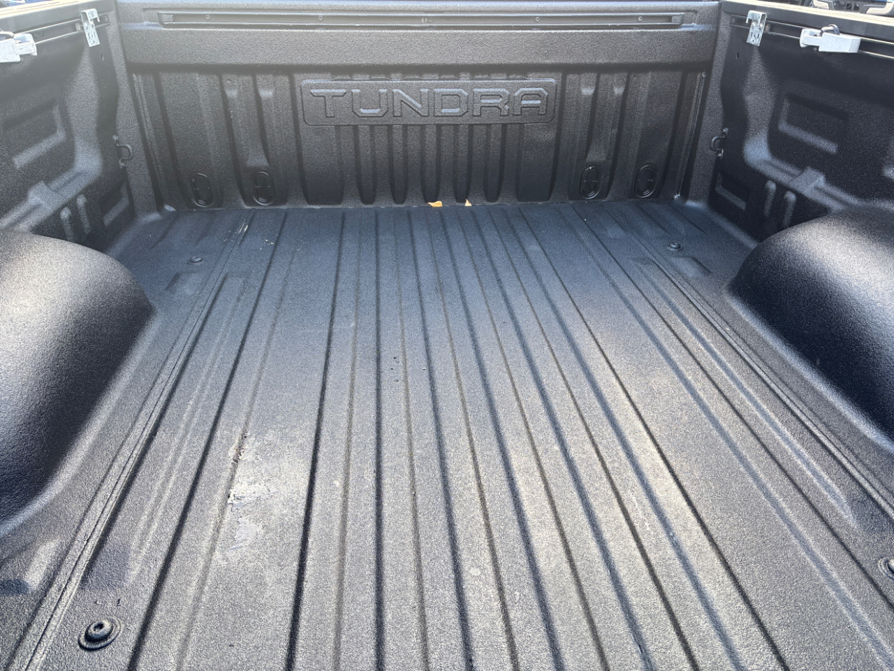 Toyota Tundra Limited 5.7L Double Cab 4WD 2019 Toyota Tundra Limited 5.7L Double Cab 4WD 2019