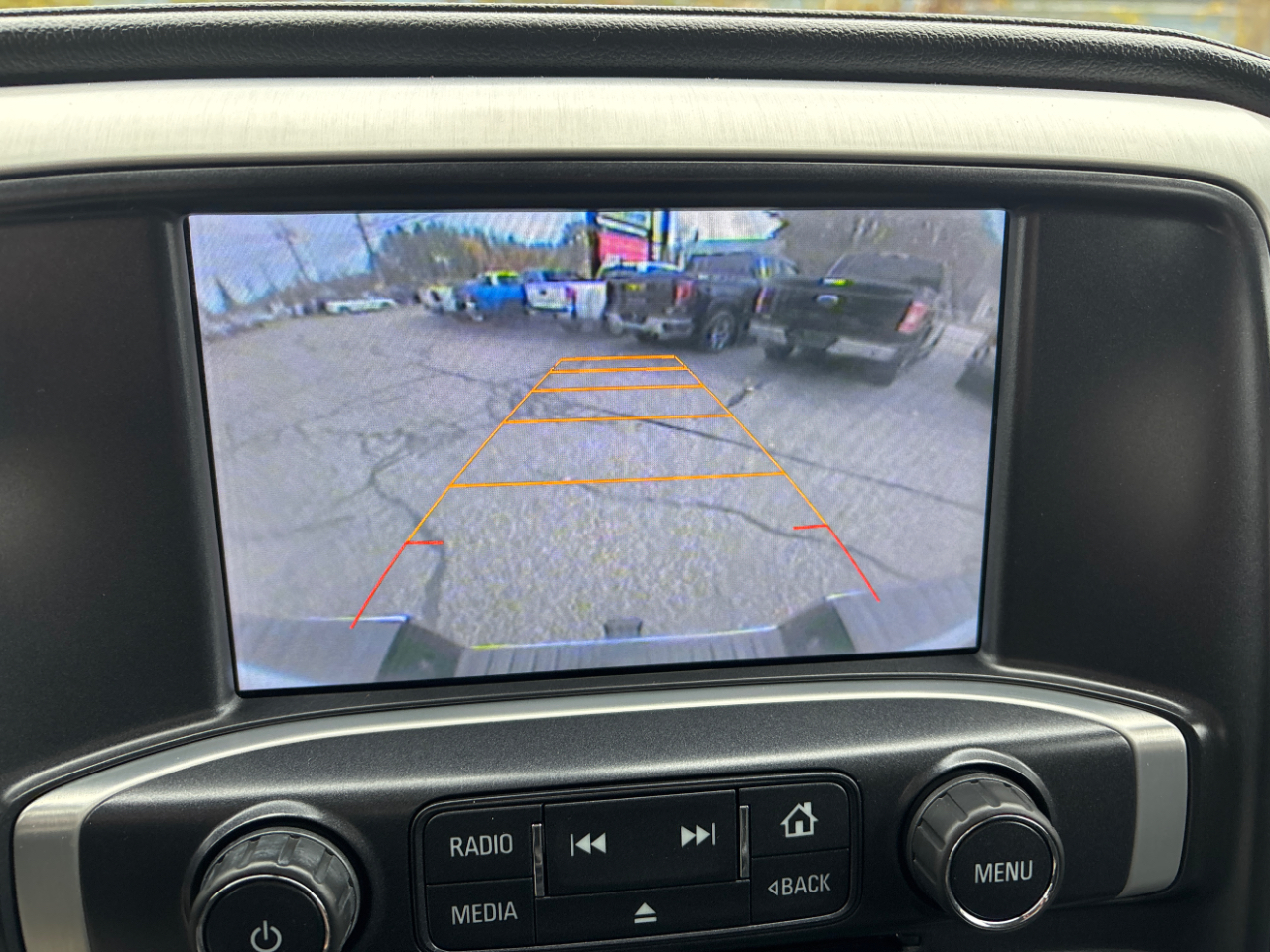 GMC Sierra 2500HD SLE Crew Cab 4WD 2015 GMC Sierra 2500HD SLE Crew Cab 4WD 2015