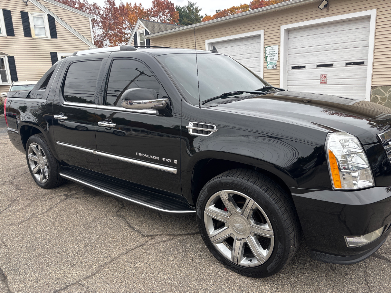 Cadillac Escalade EXT Sport Utility Truck 2007 Cadillac Escalade EXT Sport Utility Truck 2007