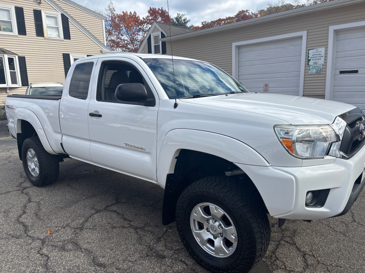 Toyota Tacoma Access Cab V6 Auto 4WD 2013 Toyota Tacoma Access Cab V6 Auto 4WD 2013