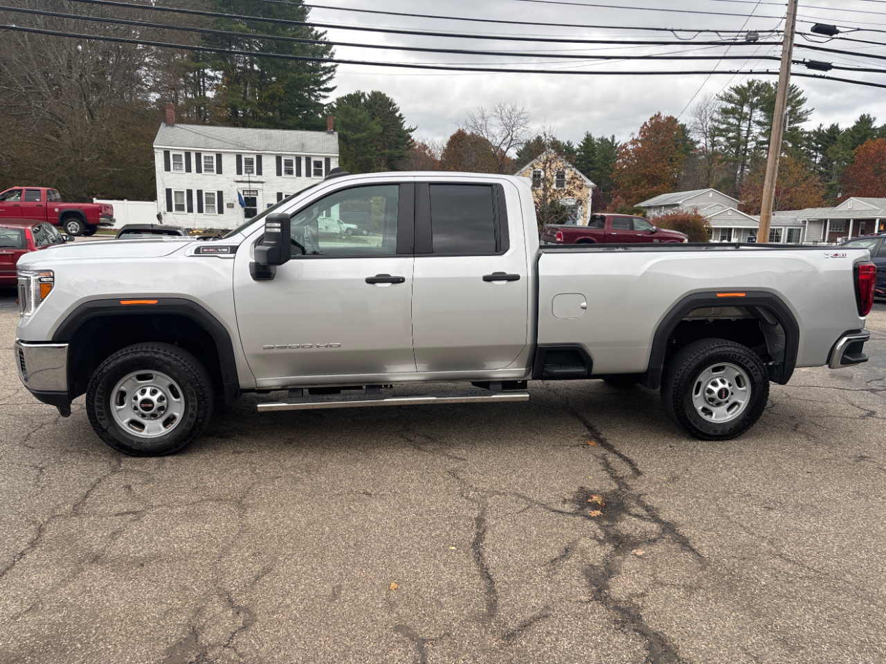 GMC Sierra 2500HD Pro Double Cab 4WD LB 2022 GMC Sierra 2500HD Pro Double Cab 4WD LB 2022