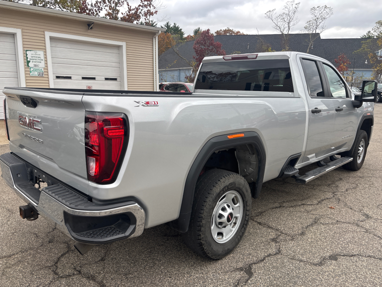 GMC Sierra 2500HD Pro Double Cab 4WD LB 2022 GMC Sierra 2500HD Pro Double Cab 4WD LB 2022