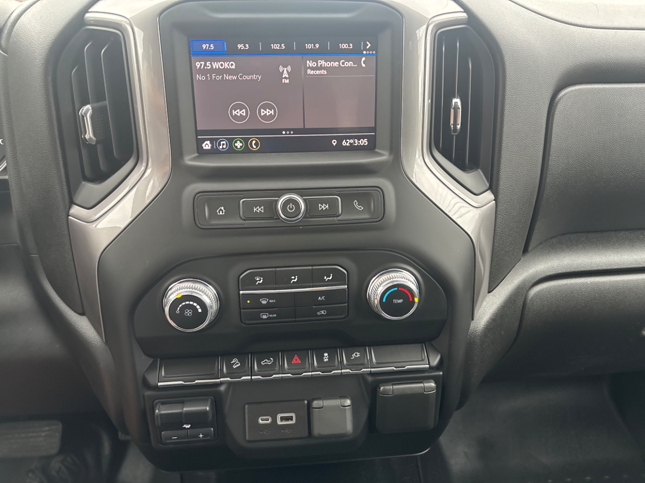 GMC Sierra 2500HD Pro Double Cab 4WD LB 2022 GMC Sierra 2500HD Pro Double Cab 4WD LB 2022