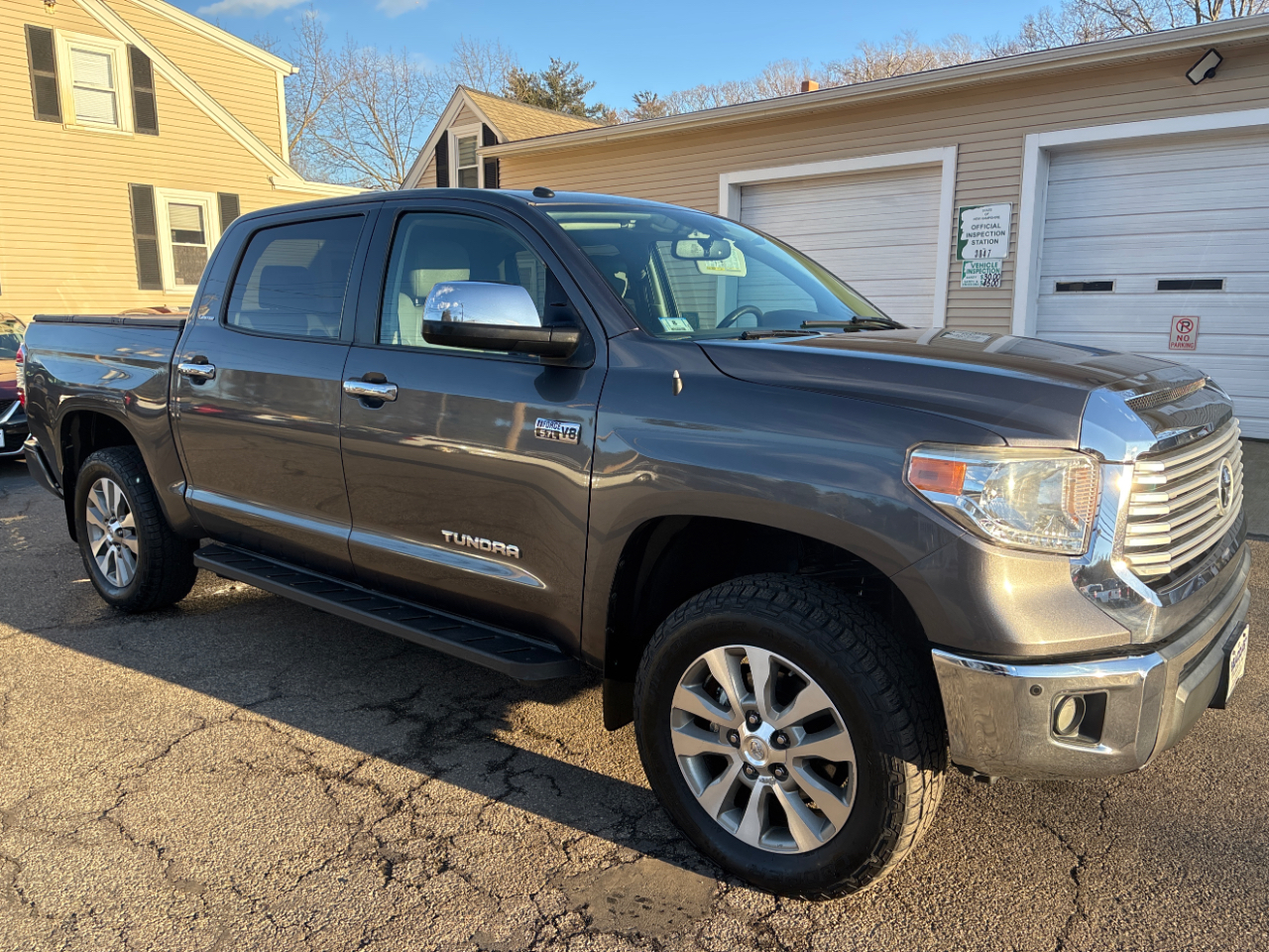 Toyota Tundra Limited 5.7L CrewMax 4WD 2016