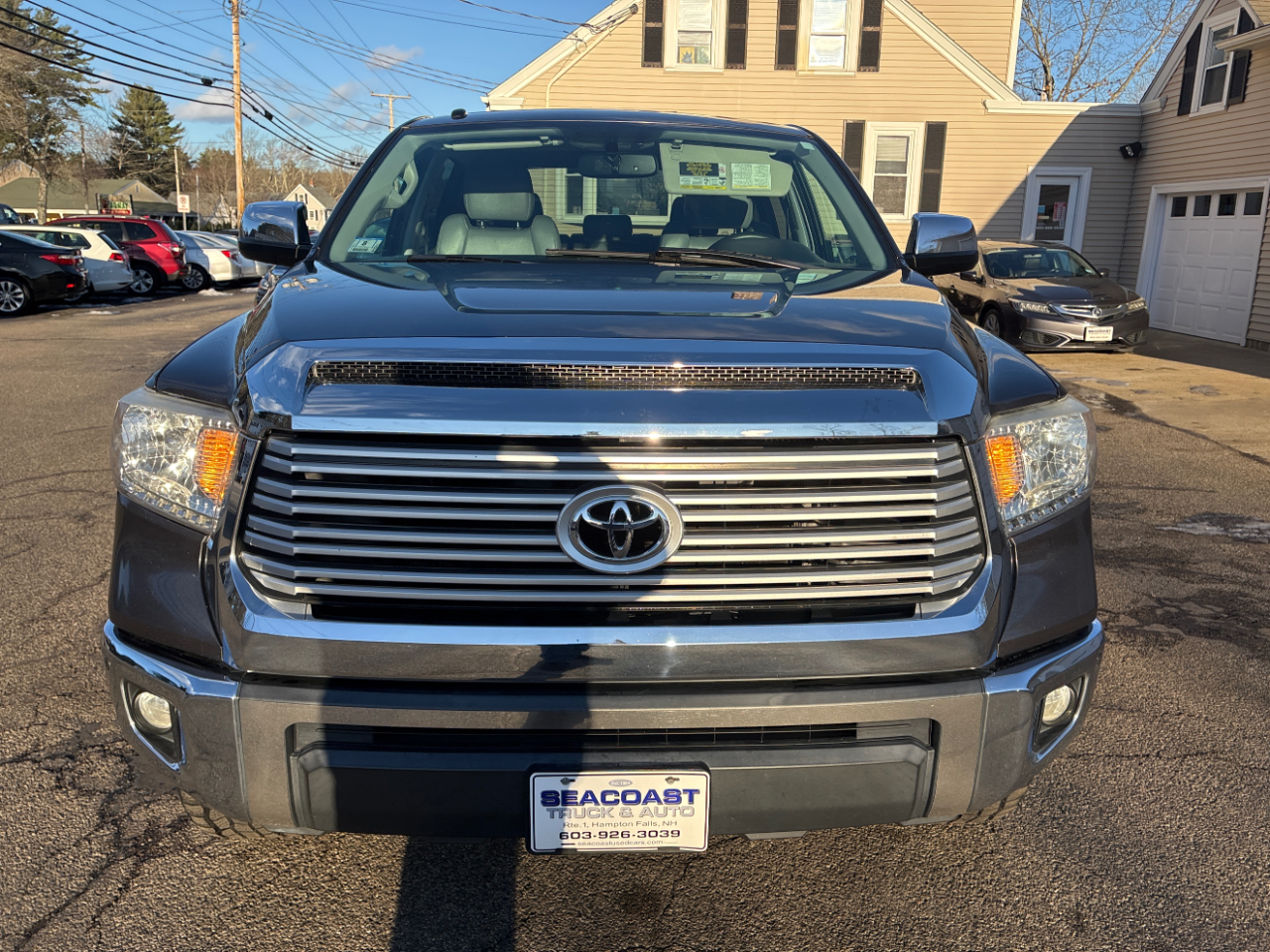 Toyota Tundra Limited 5.7L CrewMax 4WD 2016