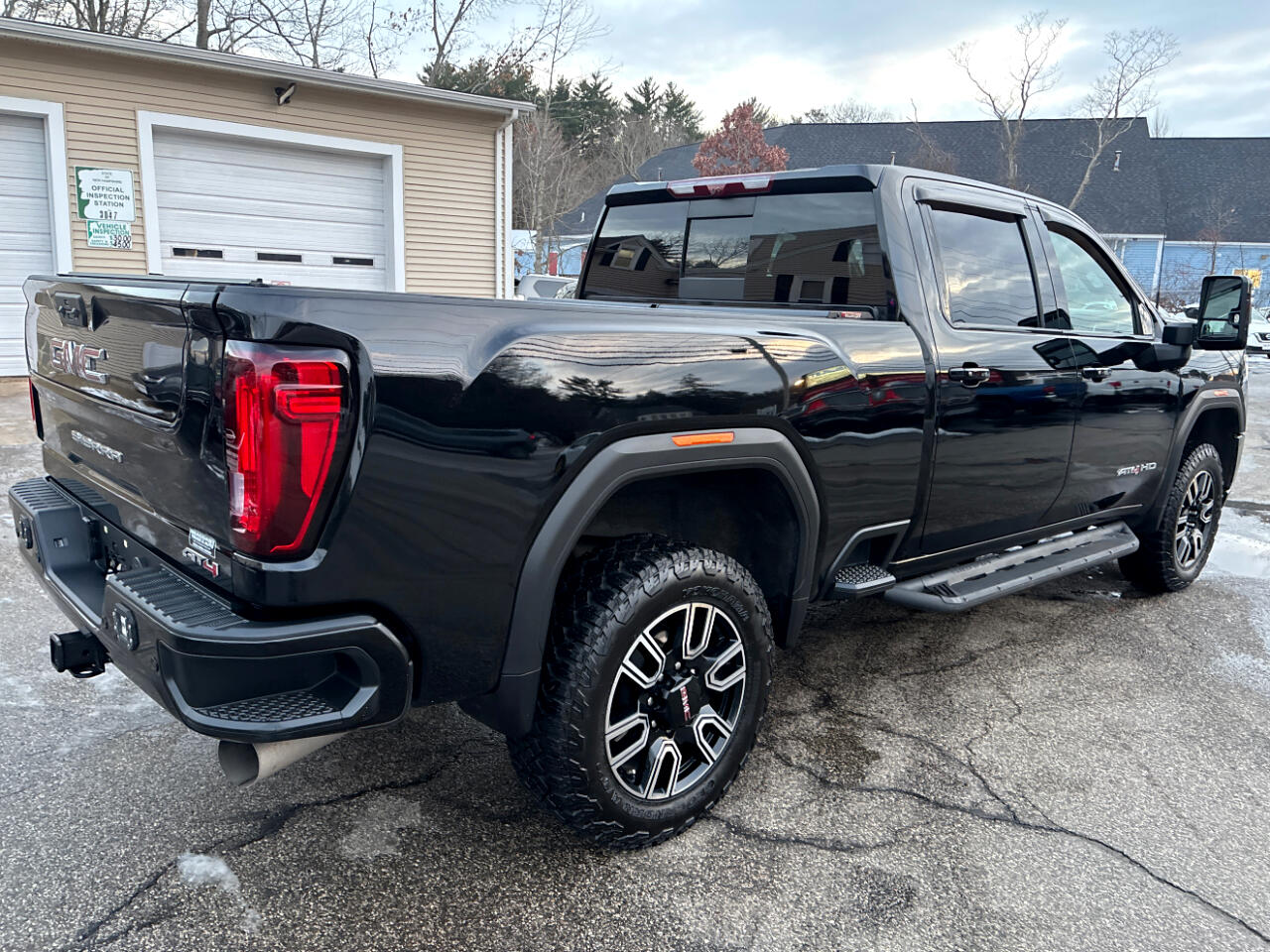 GMC Sierra 3500HD AT4 Crew Cab 4WD 2021
