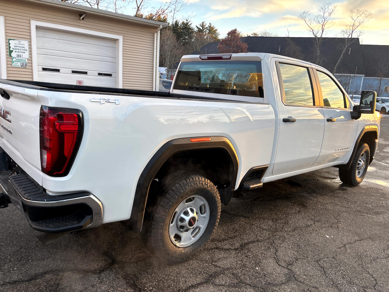 GMC Sierra 2500HD Crew Cab Short Bed 4WD 2020
