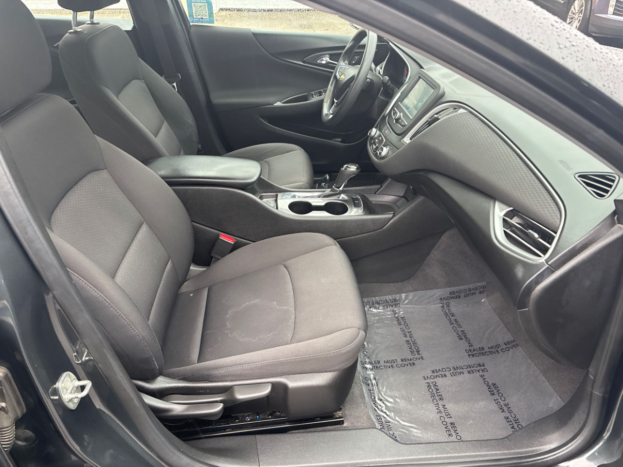 Chevrolet Malibu LS 2018