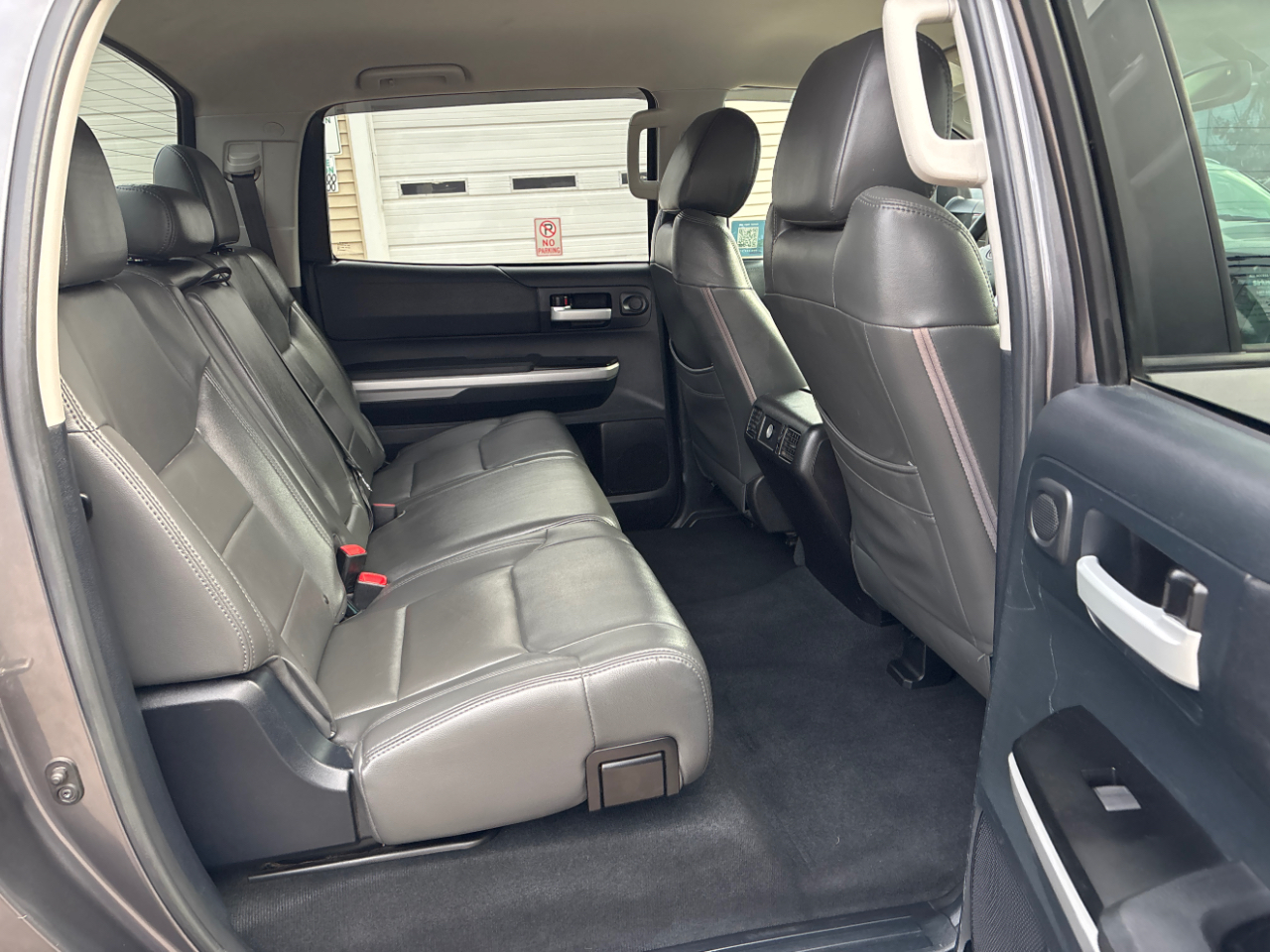 Toyota Tundra SR5 5.7L V8 CrewMax 4WD 2014