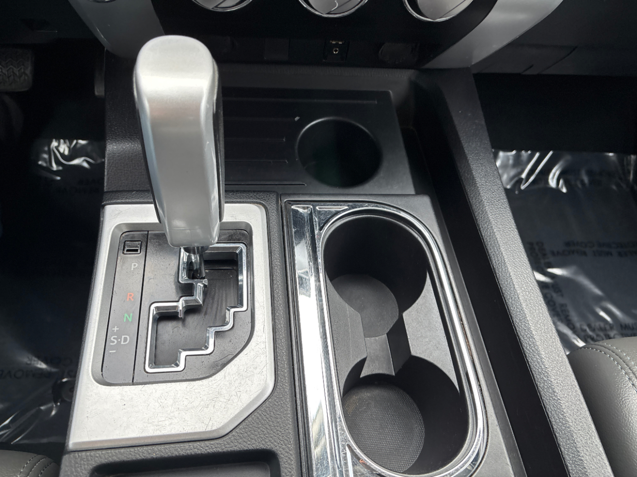 Toyota Tundra SR5 5.7L V8 CrewMax 4WD 2014