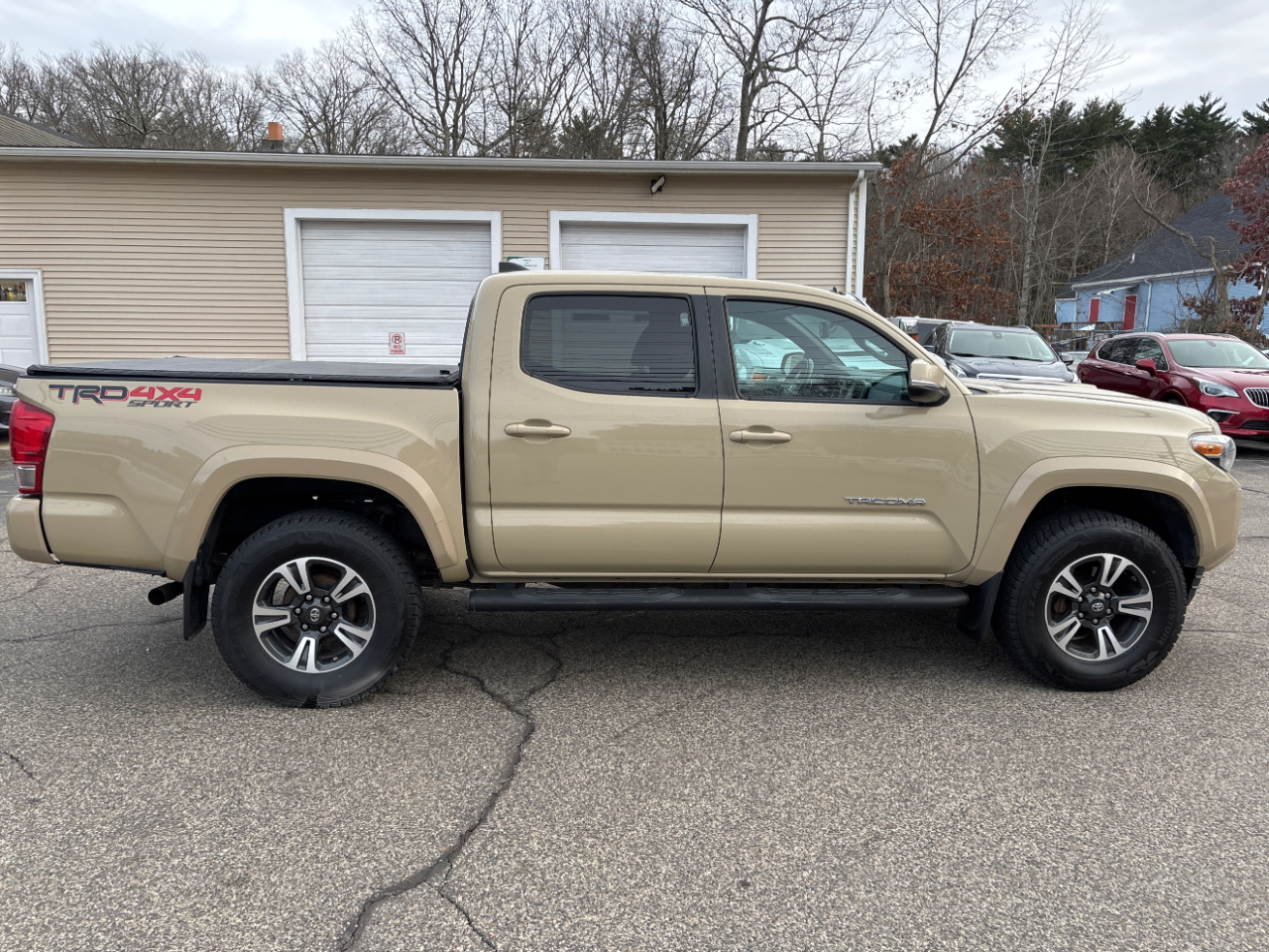 Toyota Tacoma  2017