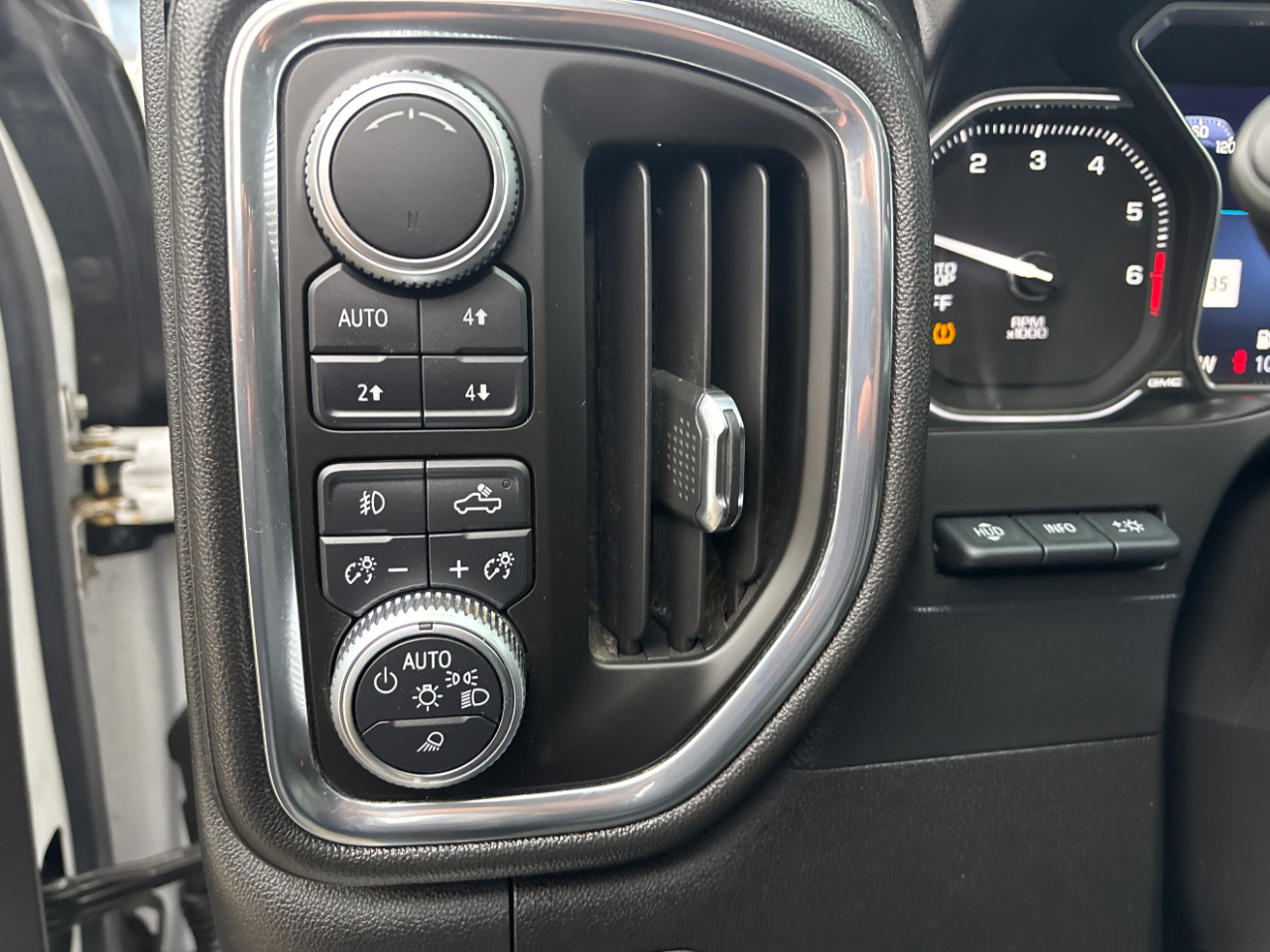 GMC Sierra 1500 Denali Crew Cab 4WD 2019