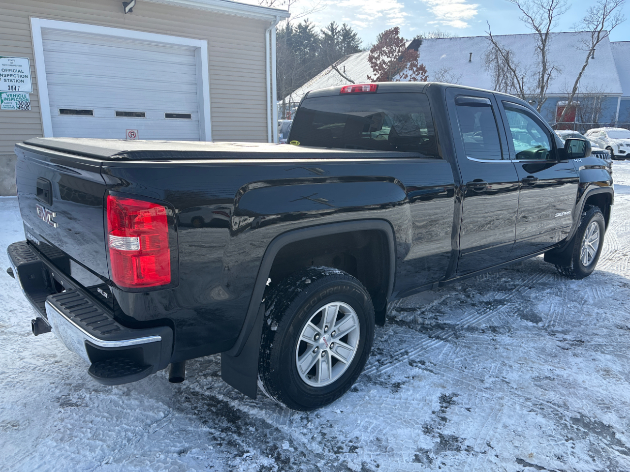 GMC Sierra 1500 SLE Double Cab 4WD 2017
