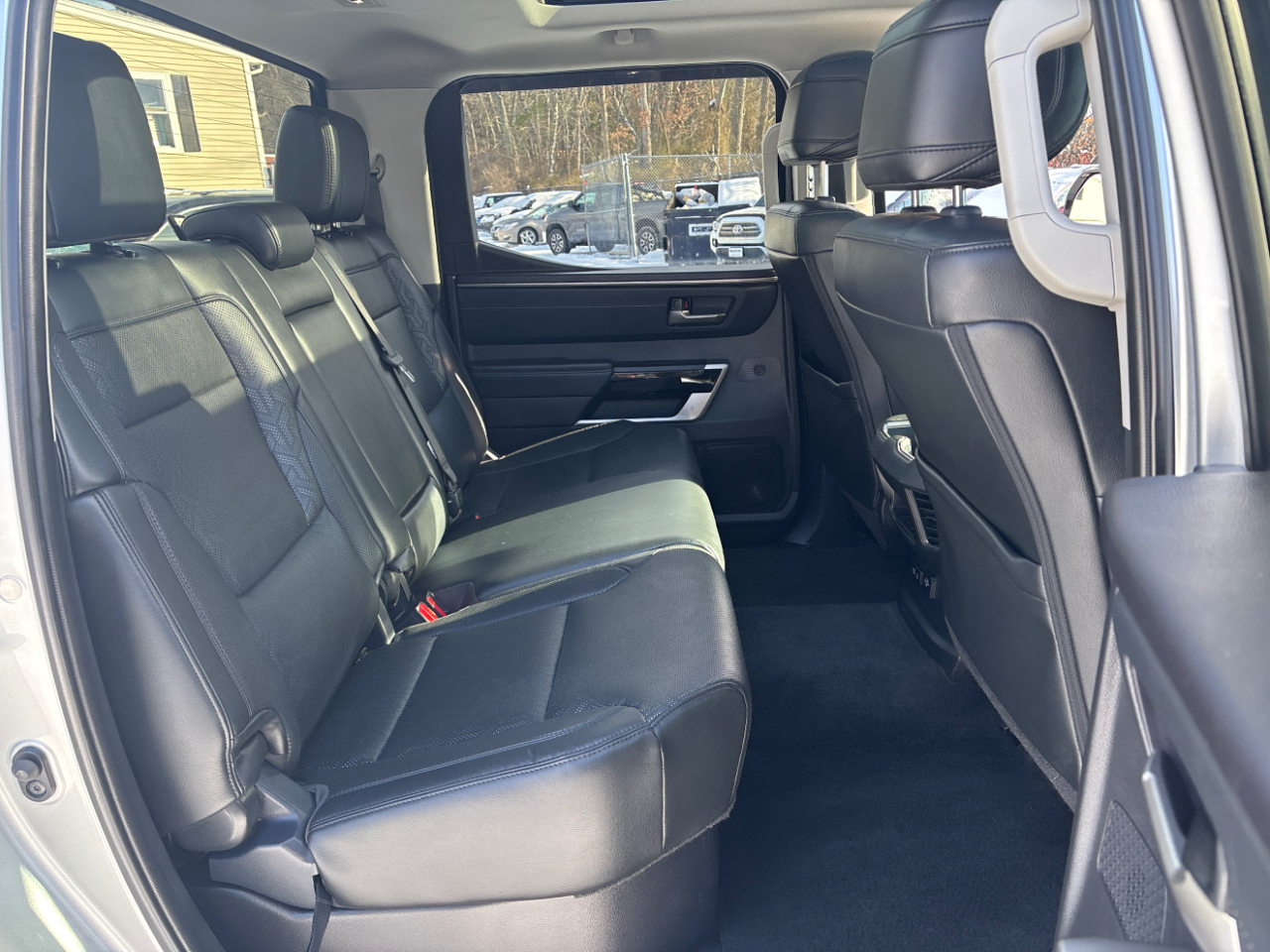 Toyota Tundra Limited CrewMax 4WD Long Bed 2023