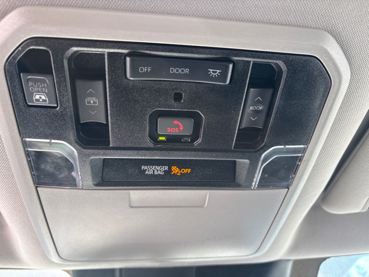 Toyota Tundra Limited CrewMax 4WD Long Bed 2023