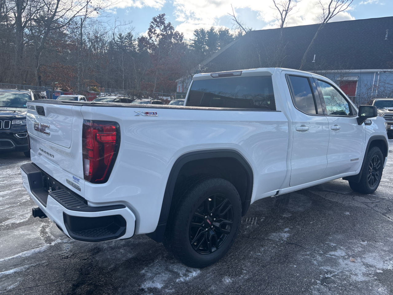 GMC Sierra 1500 Elevation Double Cab 4WD 2021
