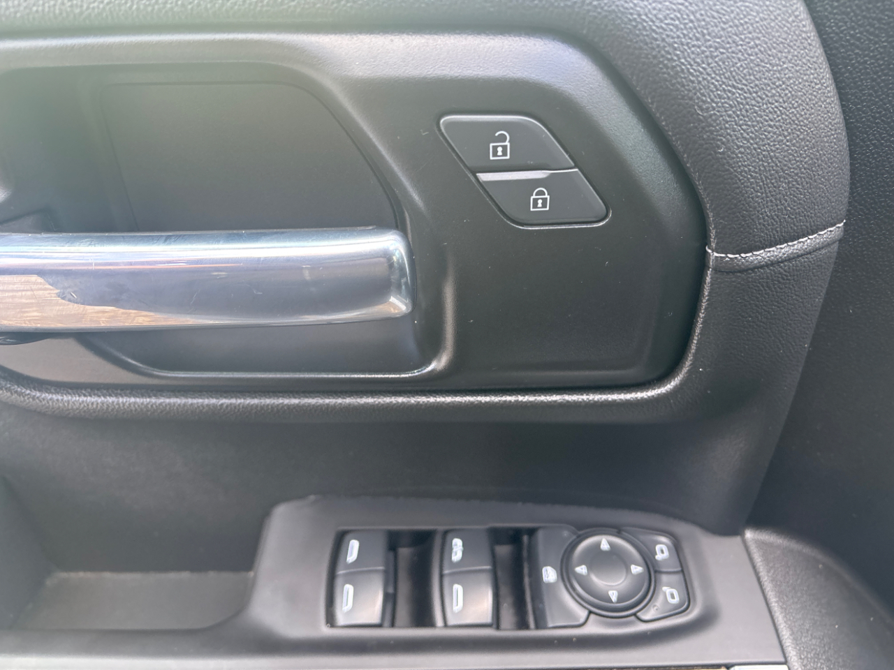 GMC Sierra 1500 Elevation Double Cab 4WD 2021